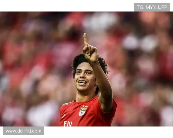 从天赋爆发到持续迷失：菲利克斯的成长困境