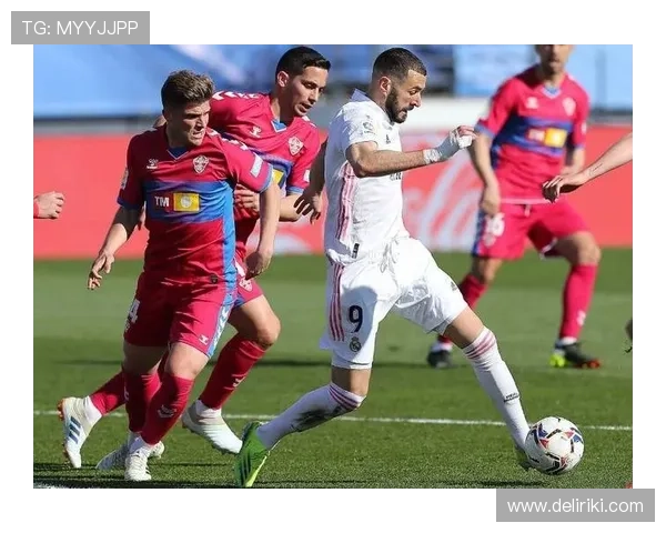 瓦伦西亚传统豪门地位下滑，对球队在西甲赛场表现产生持续影响